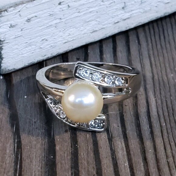 Silver Platinum Plated Austrian Crystal and Pink Cultured Pearl Ring Size 8 - Picture 2 of 8
